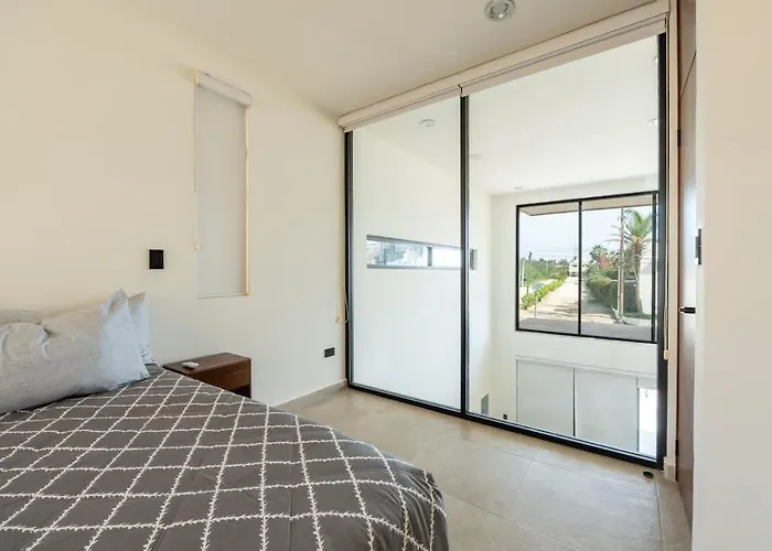 Modern 2br Close To Downtown Cabo Ferienhaus Cabo San Lucas