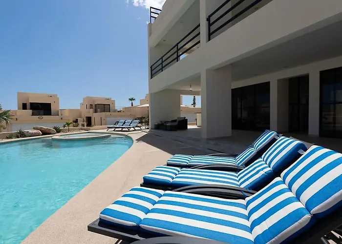 Modern 2br Close To Downtown Cabo *