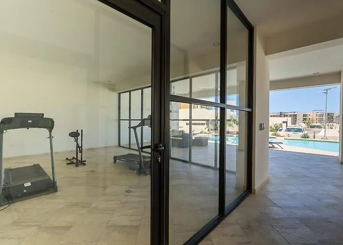 Modern 2br Close To Downtown Cabo Ferienhaus *