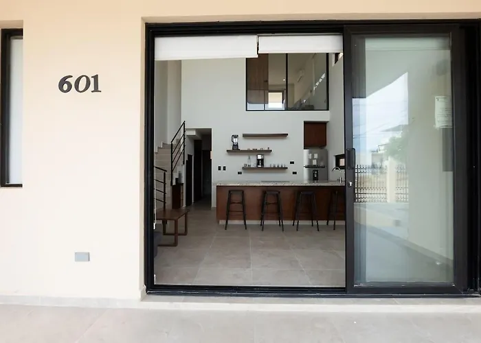 Modern 2br Close To Downtown Cabo